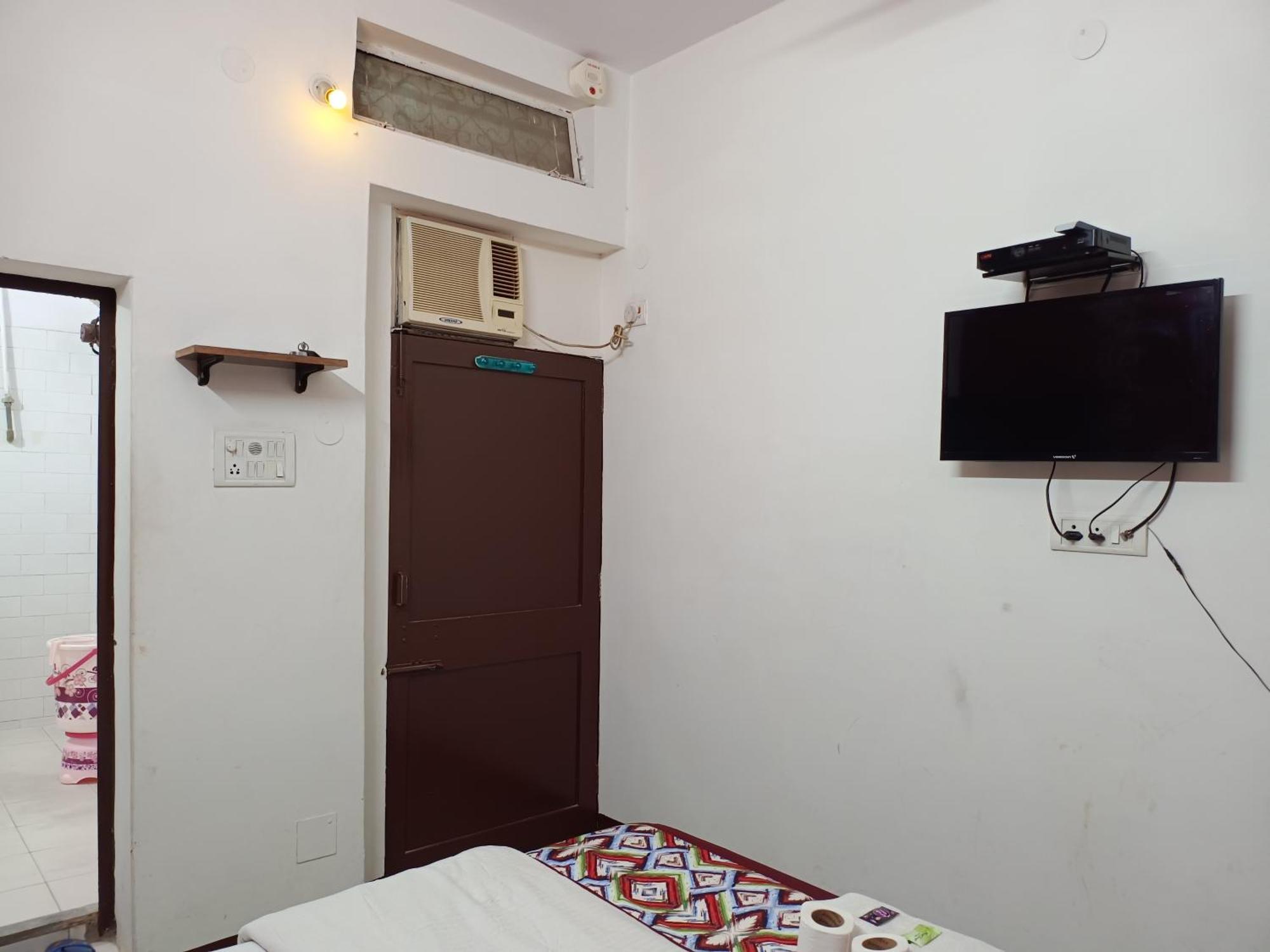Hotel Majors Den New Delhi Exteriör bild
